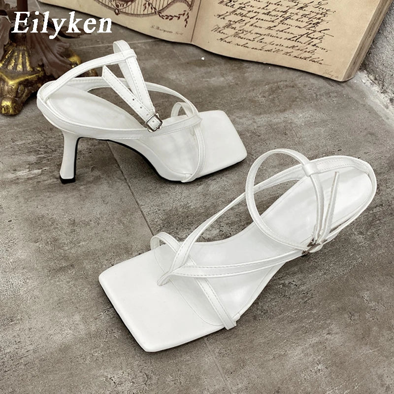 Eilyken Fashion Square Heels