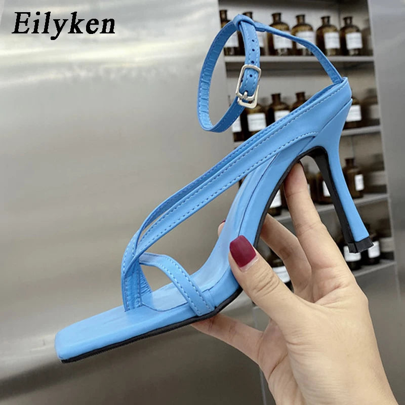 Eilyken Fashion Square Heels