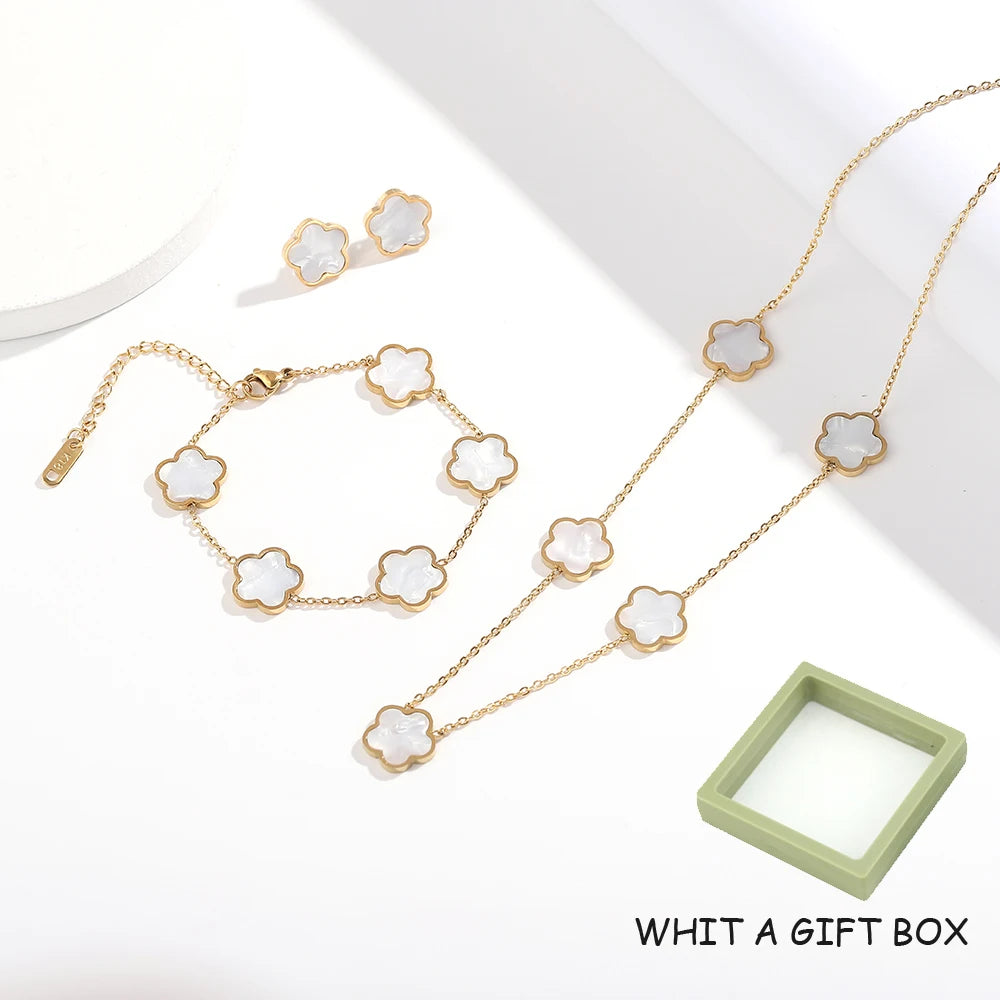 Van Clef Arpels Similar Stainless Steel Set