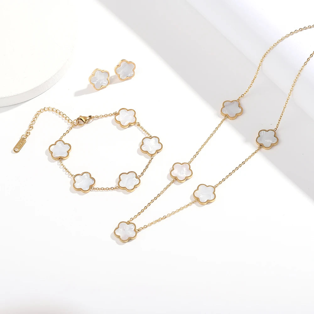 Van Clef Arpels Similar Stainless Steel Set