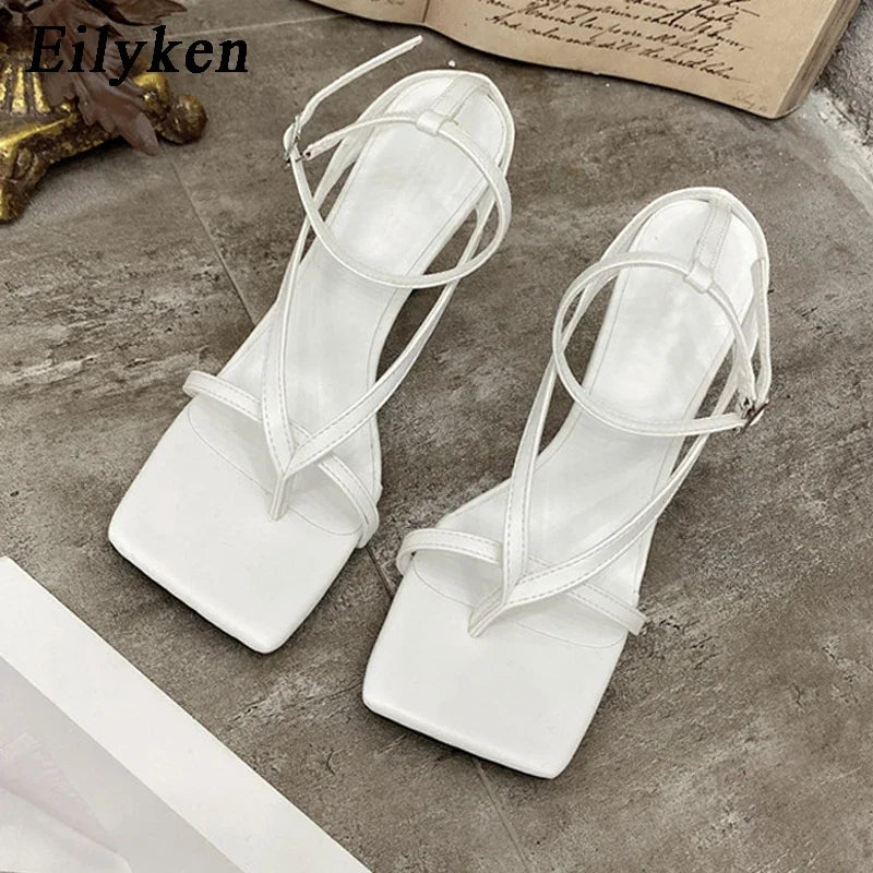 Eilyken Fashion Square Heels