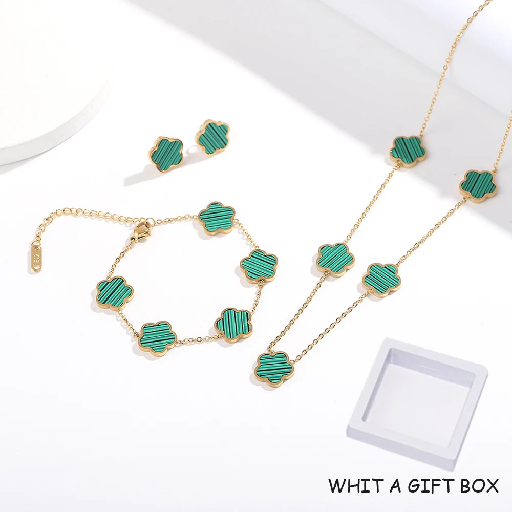 Van Clef Arpels Similar Stainless Steel Set